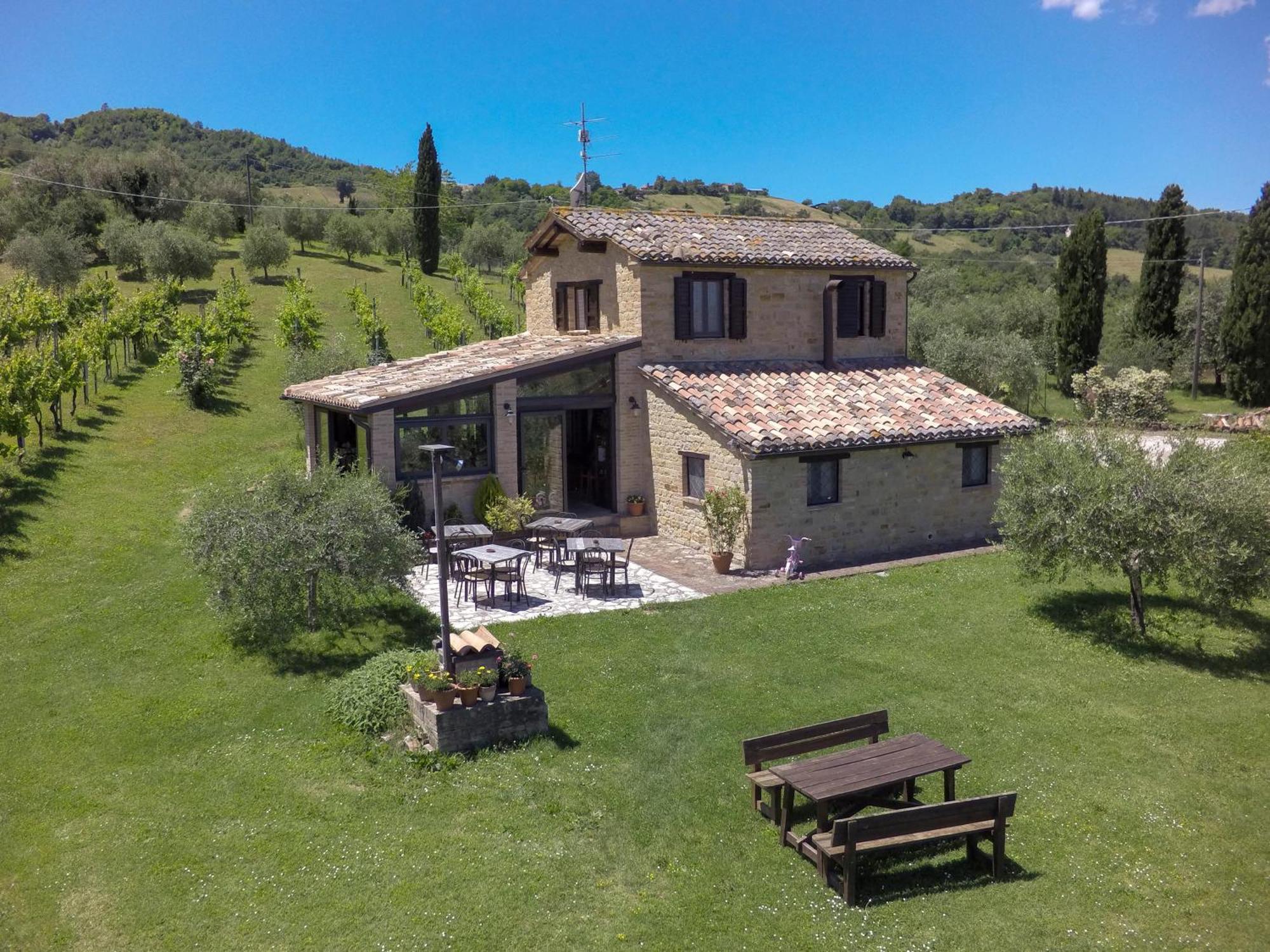 Agriturismo Tre Querce Penna San Giovanni Bagian luar foto