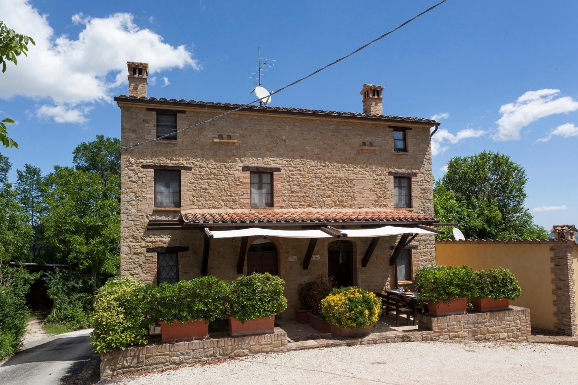 Agriturismo Tre Querce Penna San Giovanni Bagian luar foto