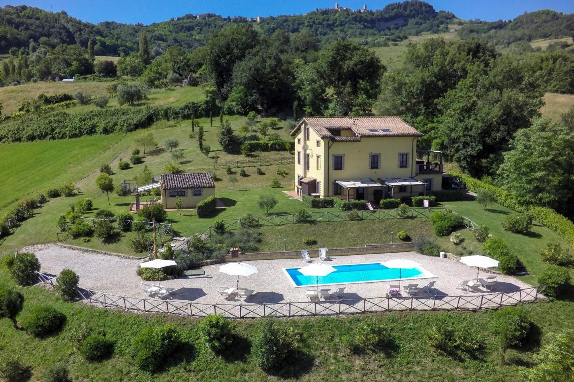 Agriturismo Tre Querce Penna San Giovanni Bagian luar foto