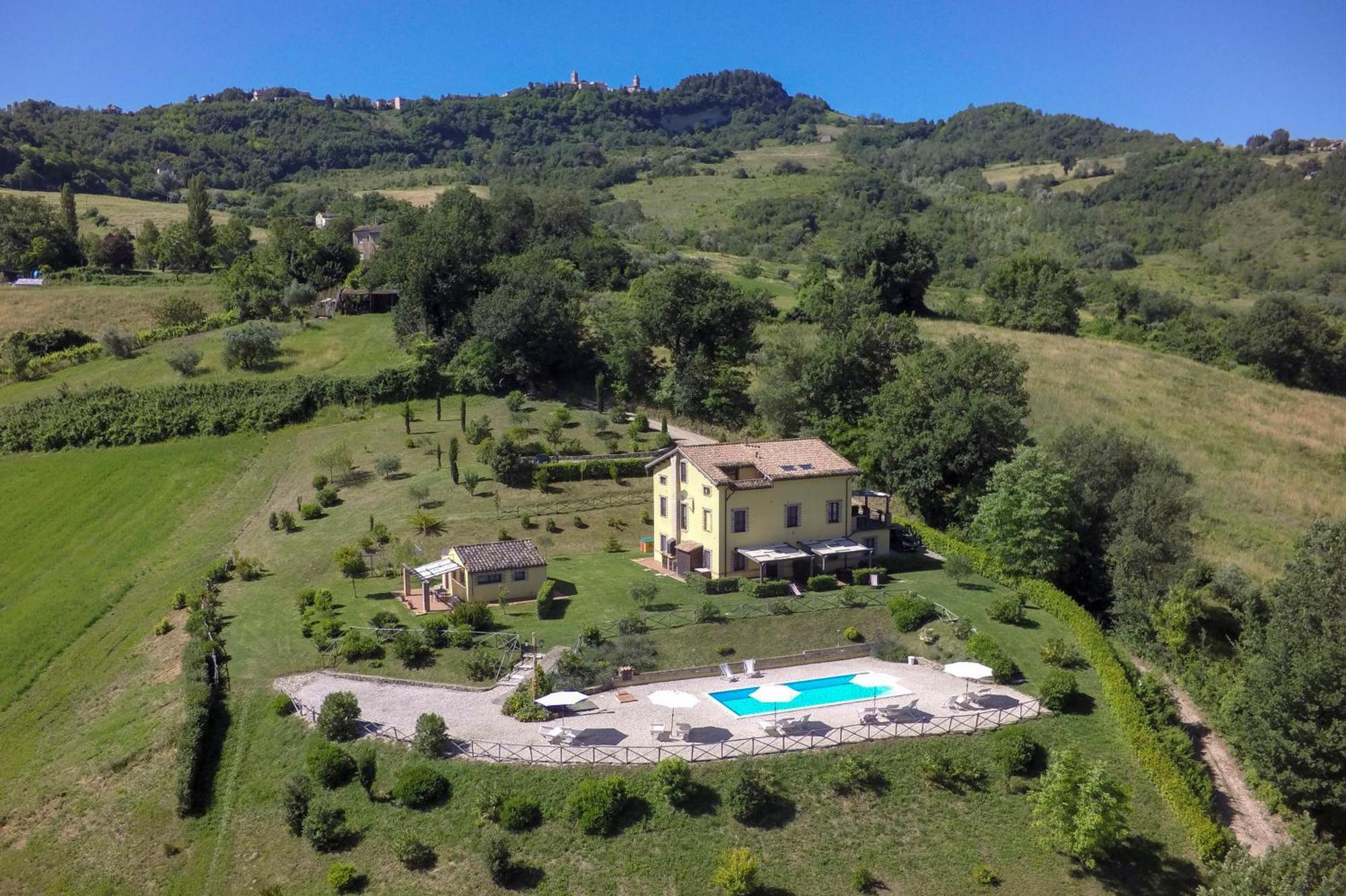 Agriturismo Tre Querce Penna San Giovanni Bagian luar foto