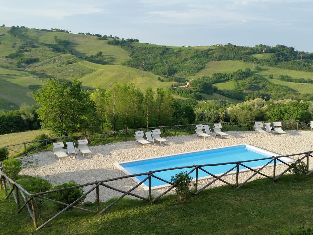 Agriturismo Tre Querce Penna San Giovanni Bagian luar foto