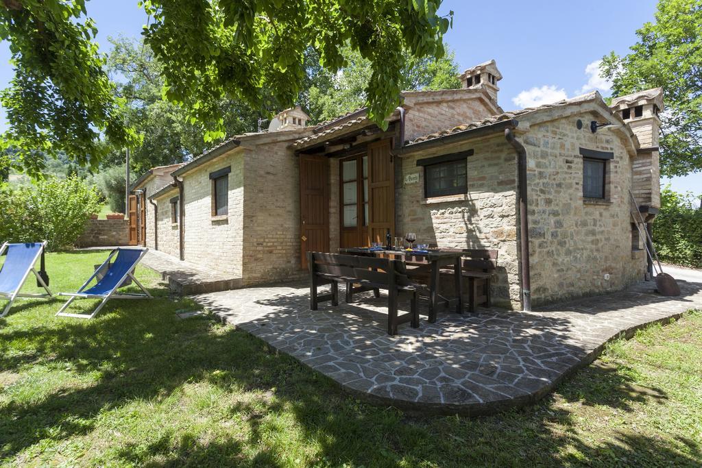 Agriturismo Tre Querce Penna San Giovanni Bagian luar foto